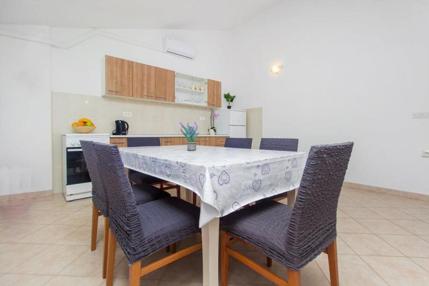 Apartman Belakusic 1 Гребащиця Екстер'єр фото