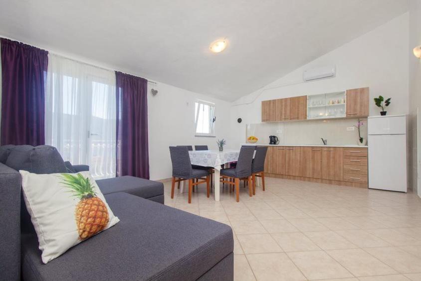 Apartman Belakusic 1 Гребащиця Екстер'єр фото