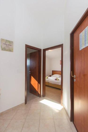 Apartman Belakusic 1 Гребащиця Екстер'єр фото